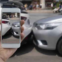 When to Call the Police After a Minor Collision